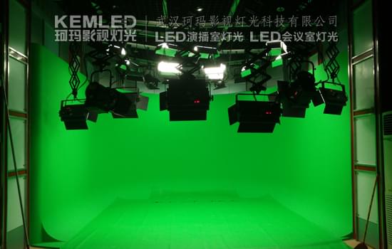 【KEMLED】海口廣播電視臺虛擬演播室燈光案例圖