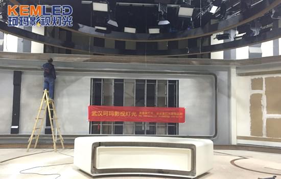 天津市海河中學340㎡全景演播室燈光施工圖