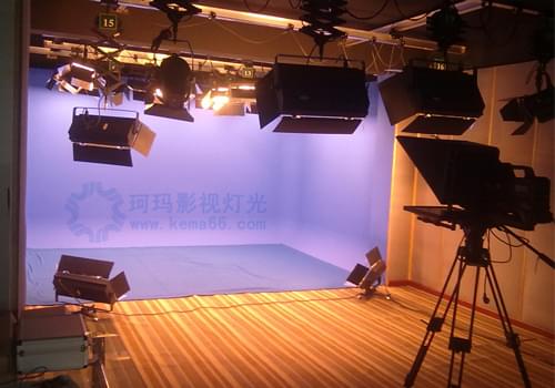 湖北赤壁電視臺虛擬演播室效果圖